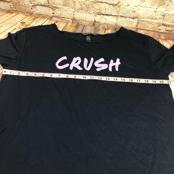 💥NEW Victoria Secret CRUSH Sleep Shirt PJ Top - Picture 8 of 8